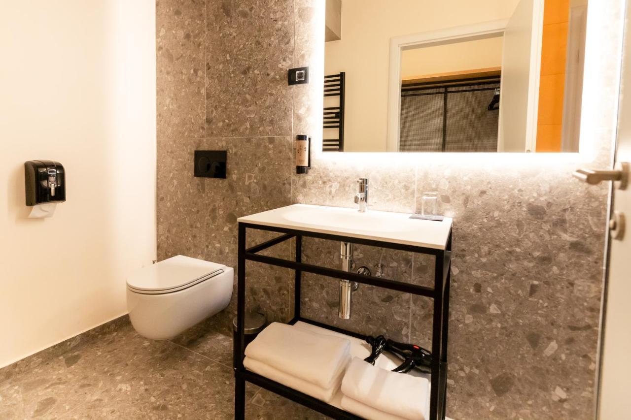 Hotel Lonca Skofja Loka ภายนอก รูปภาพ