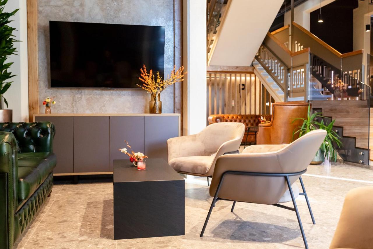 Hotel Lonca Skofja Loka ภายนอก รูปภาพ