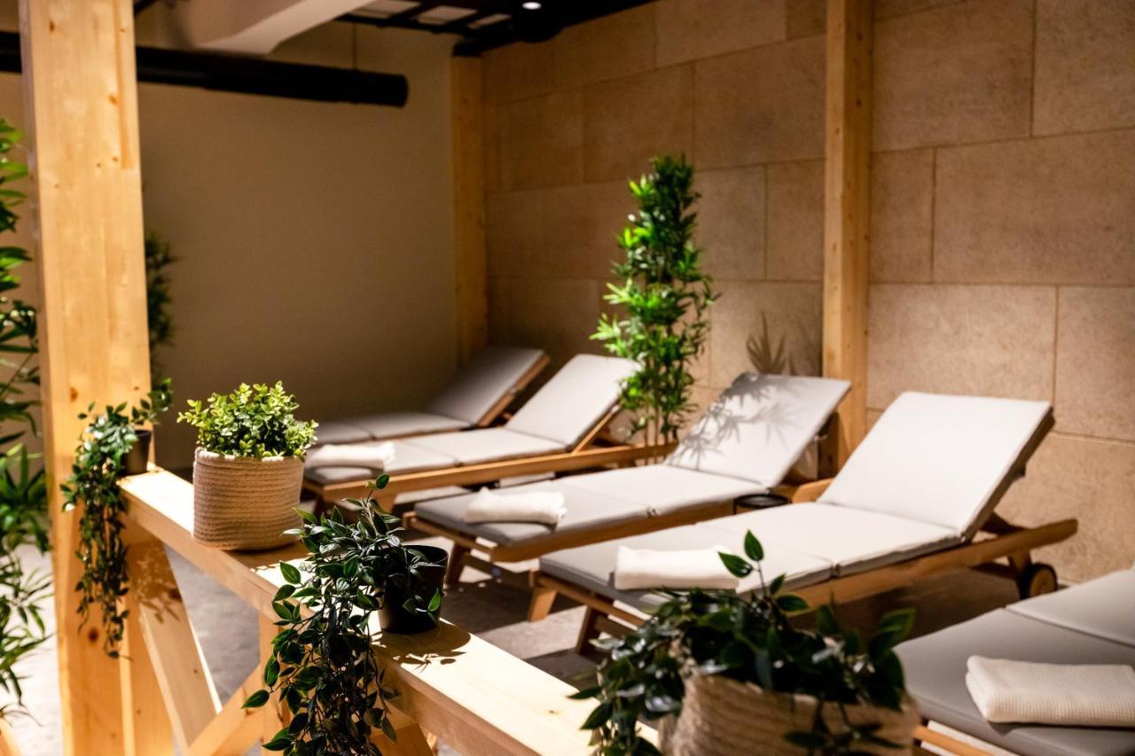 Hotel Lonca Skofja Loka ภายนอก รูปภาพ